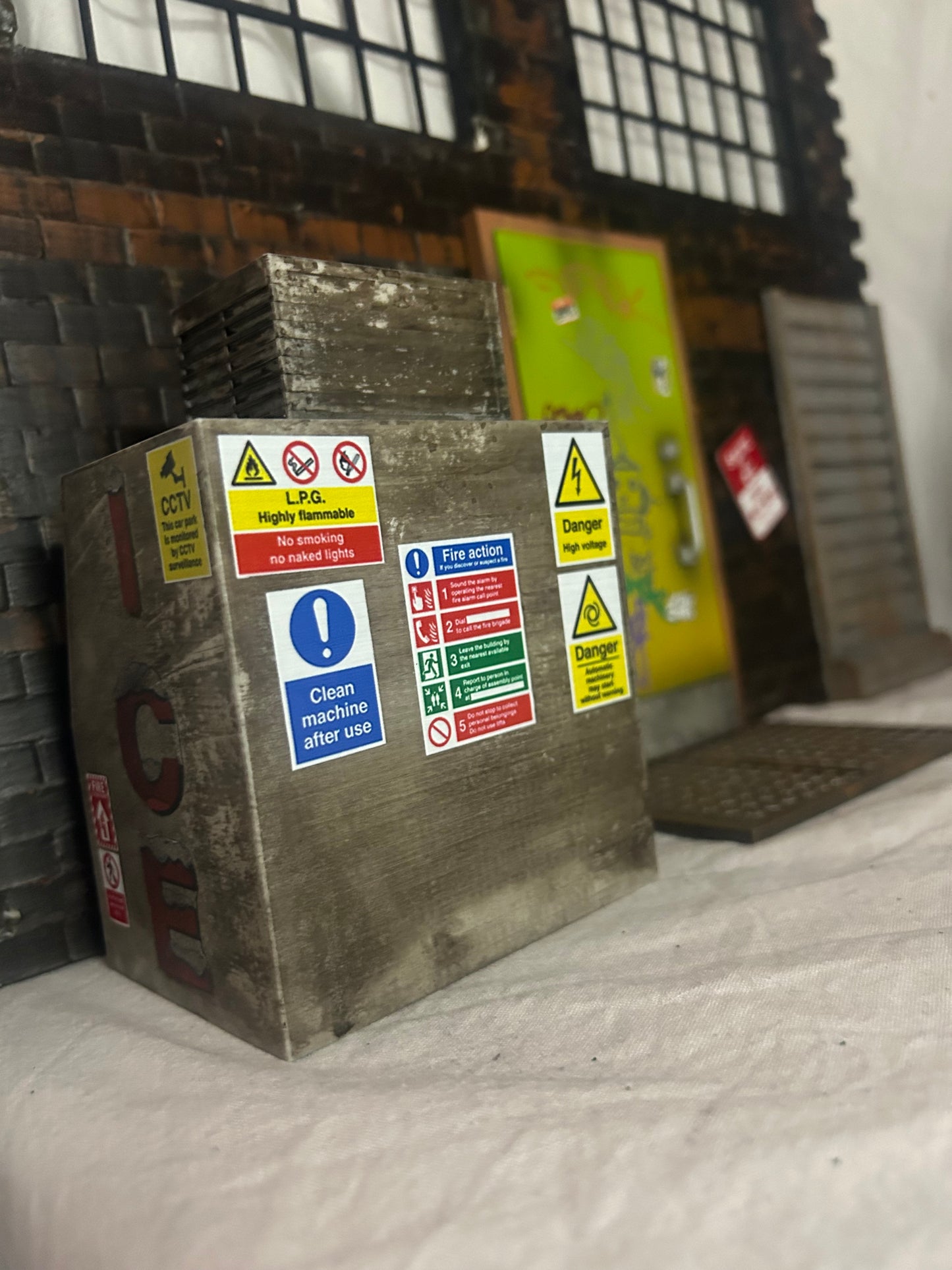 Miniature Ice Machine