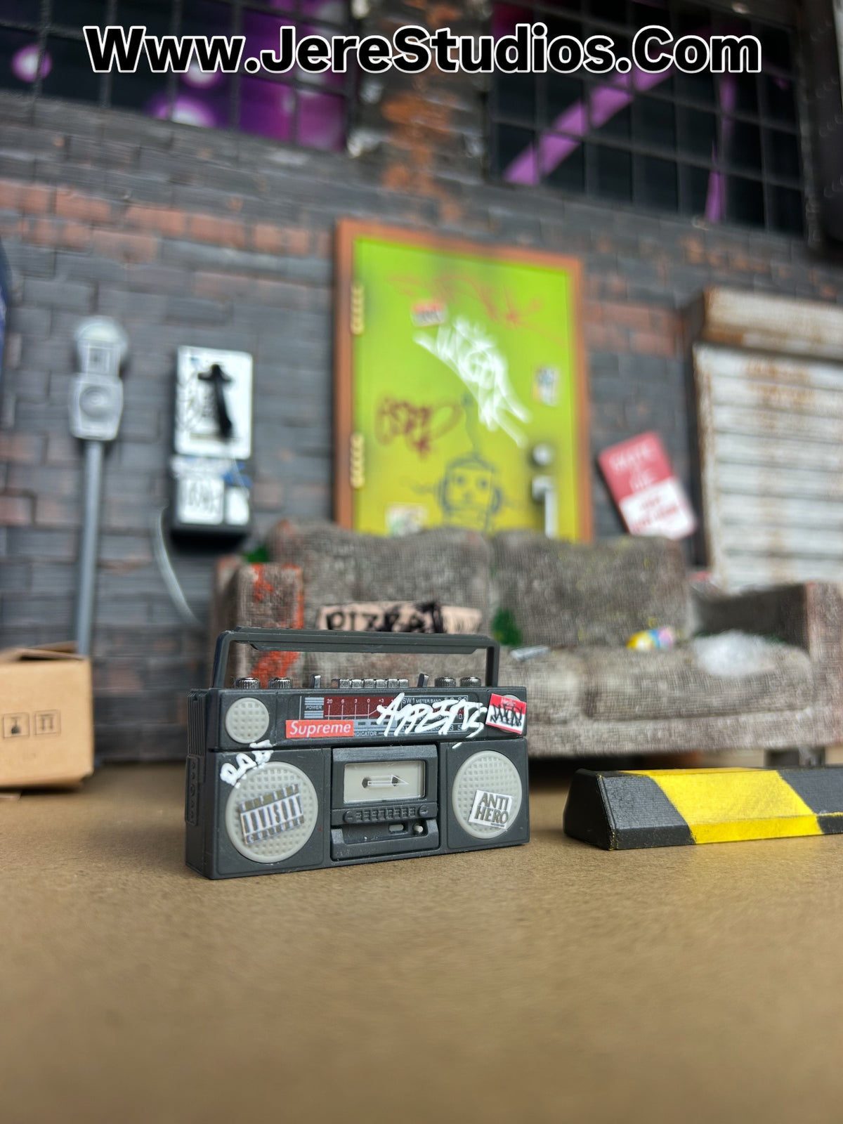 Miniatures / Trash (Many Designs)