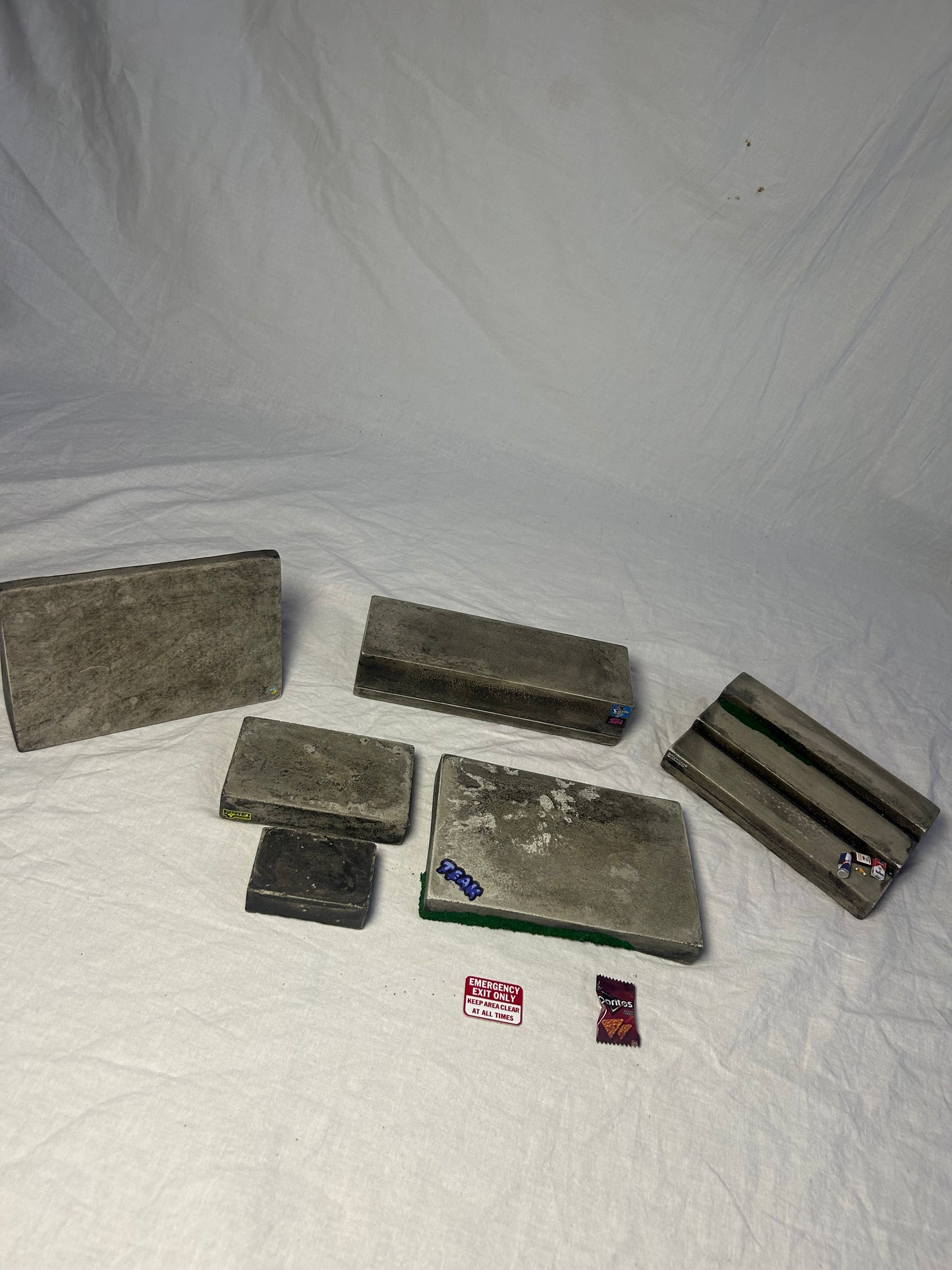 Concrete Obstacle Bundle