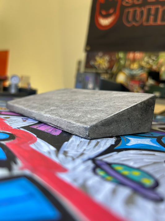 Concrete Street Kicker / WallRide