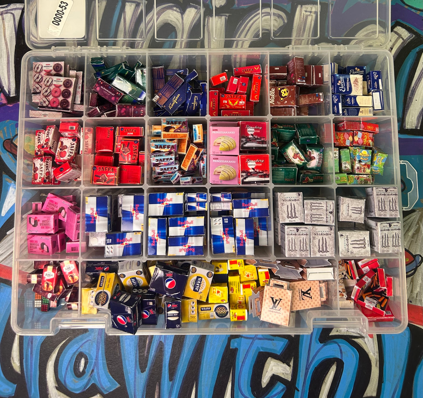 Miniatures / Trash