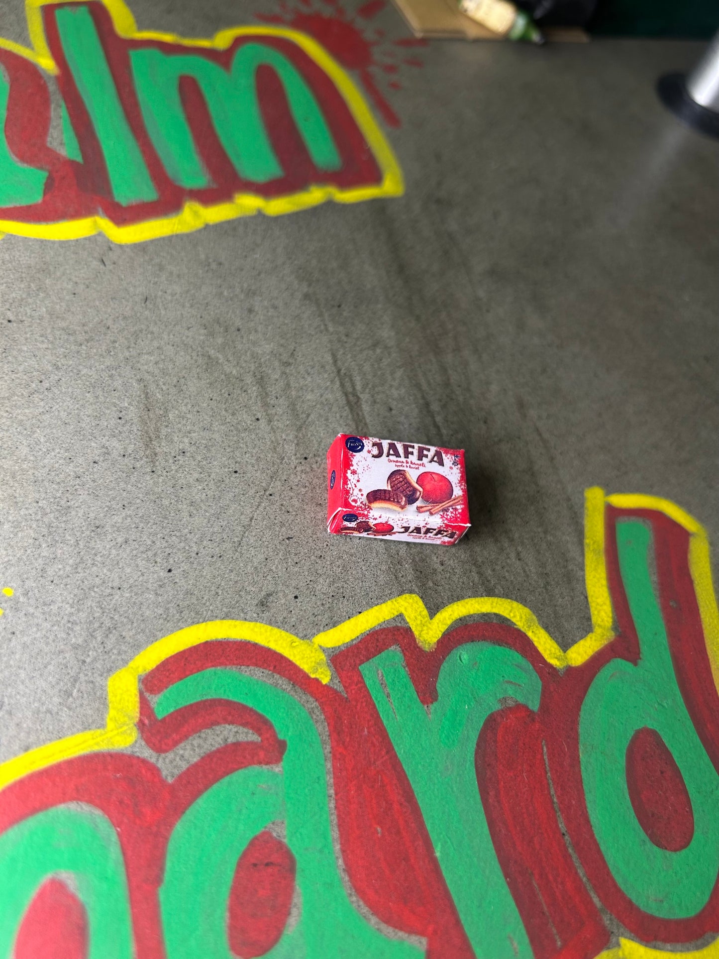 Miniatures / Trash