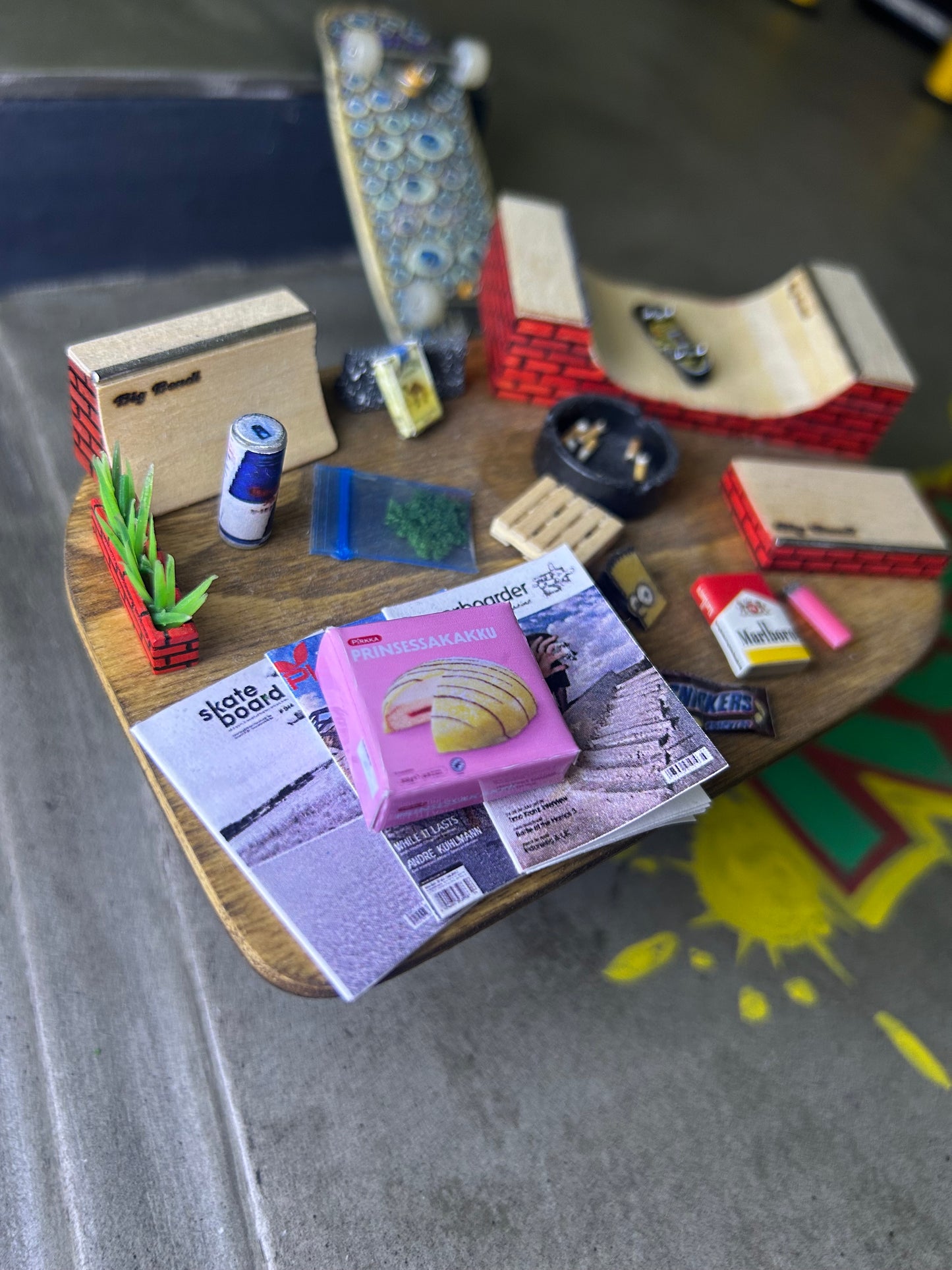 Miniatures / Trash