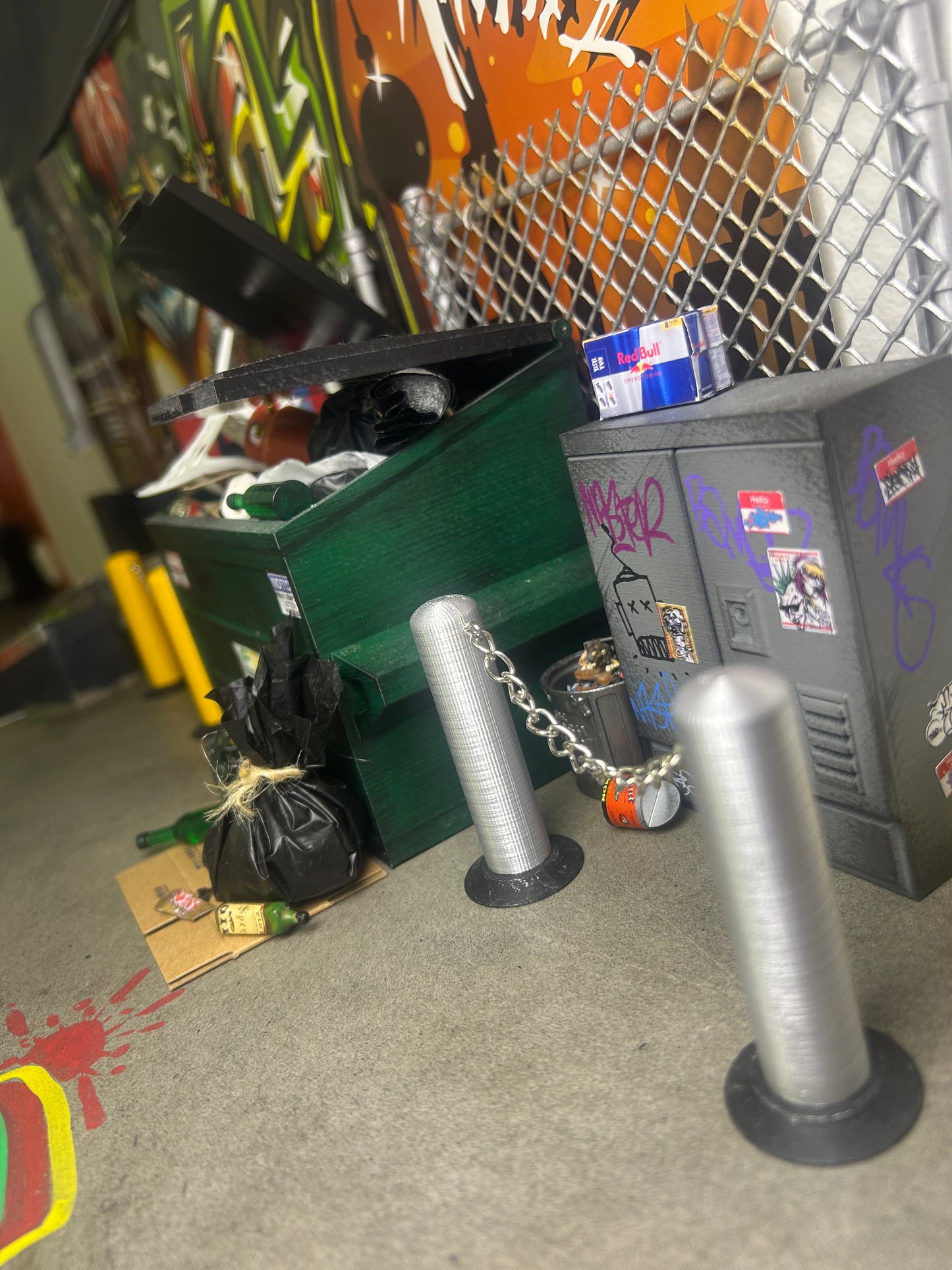 Miniatures / Trash