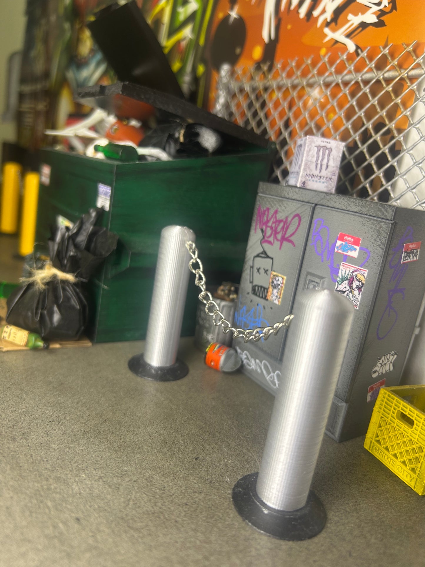 Miniatures / Trash