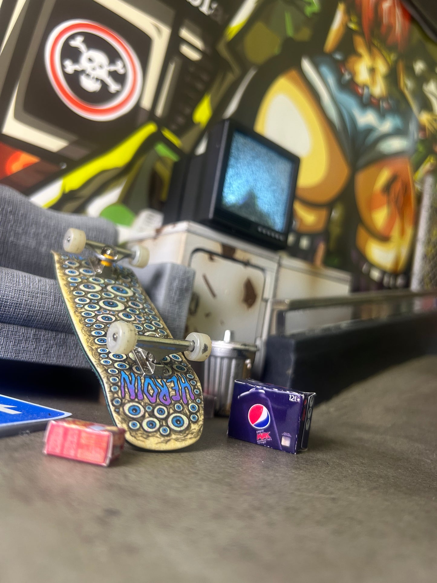 Miniatures / Trash