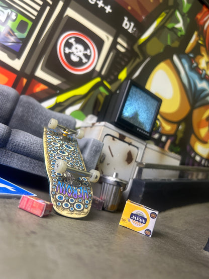 Miniatures / Trash