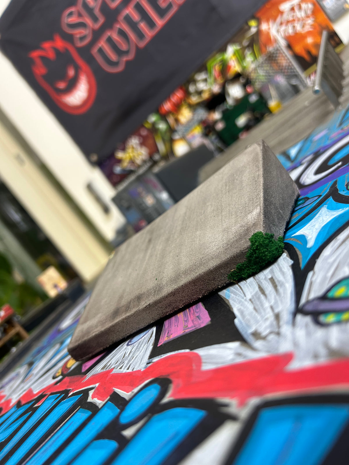 Concrete Street Kicker / WallRide