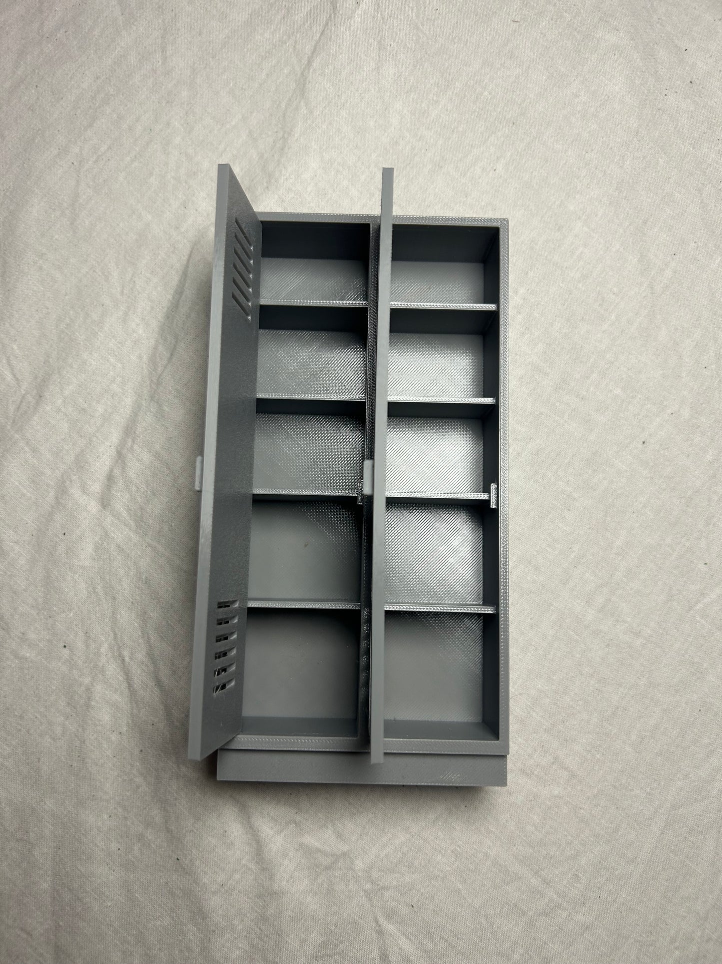 Fingerboard Storage Locker